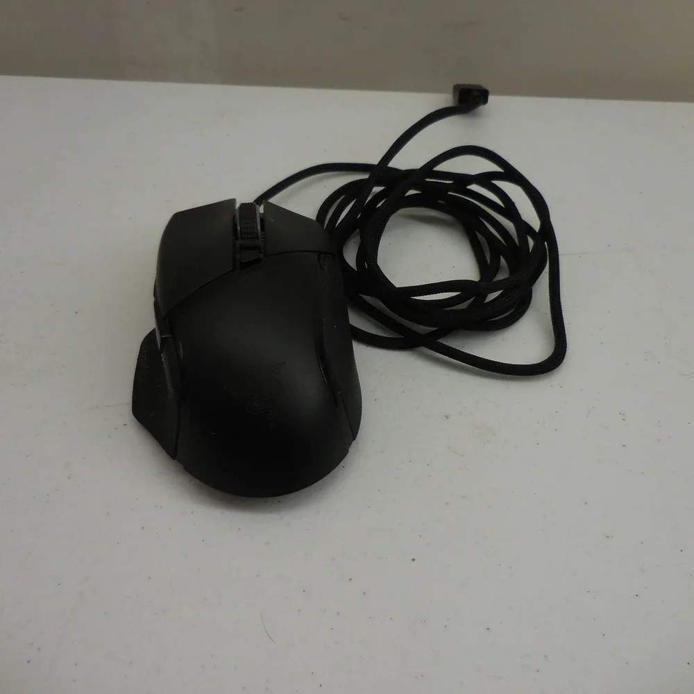 Razer Basilisk V2 Wired Gaming‎ Mouse 20000 DPI Optical Sensor Black RZ01-0316