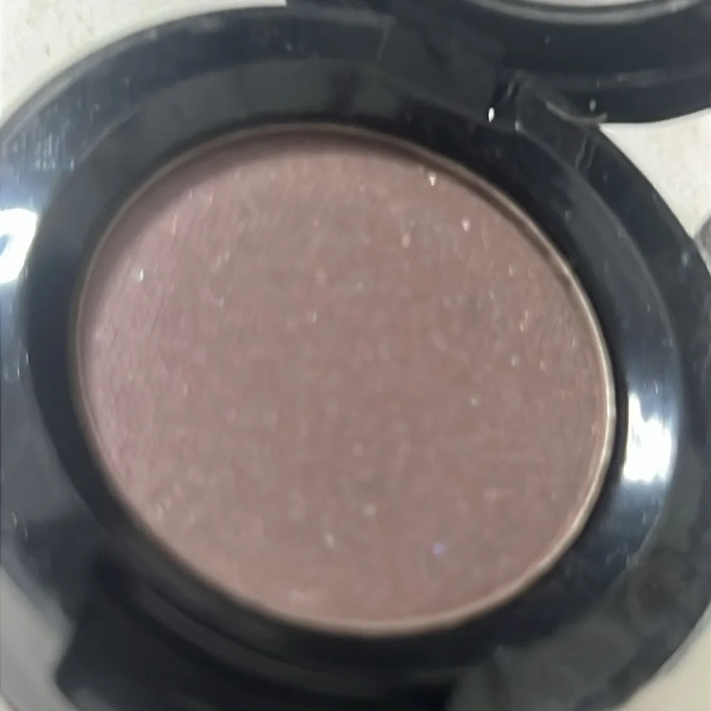 NYX hot single