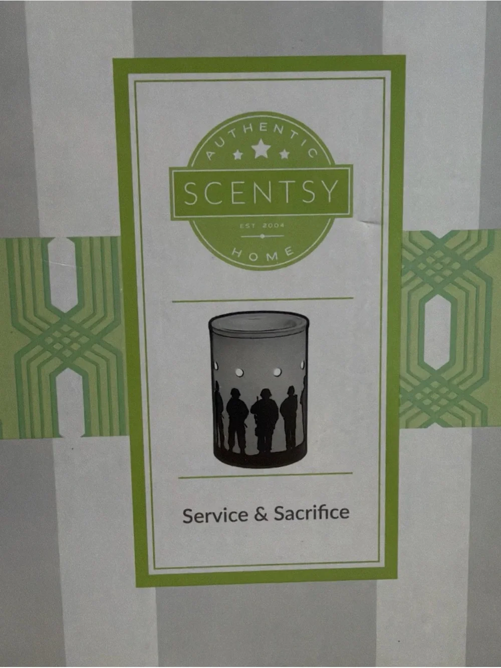 Scentsy Service & Sacrifice Wax Warmer Patriotic Military Soldier Marines Army