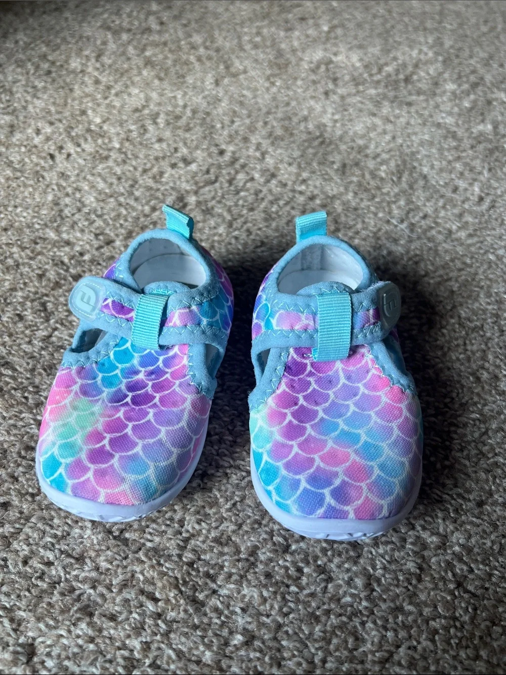 Toddler 5 in length Mermaid-Scale Water Shoes - Blue Pink Purple