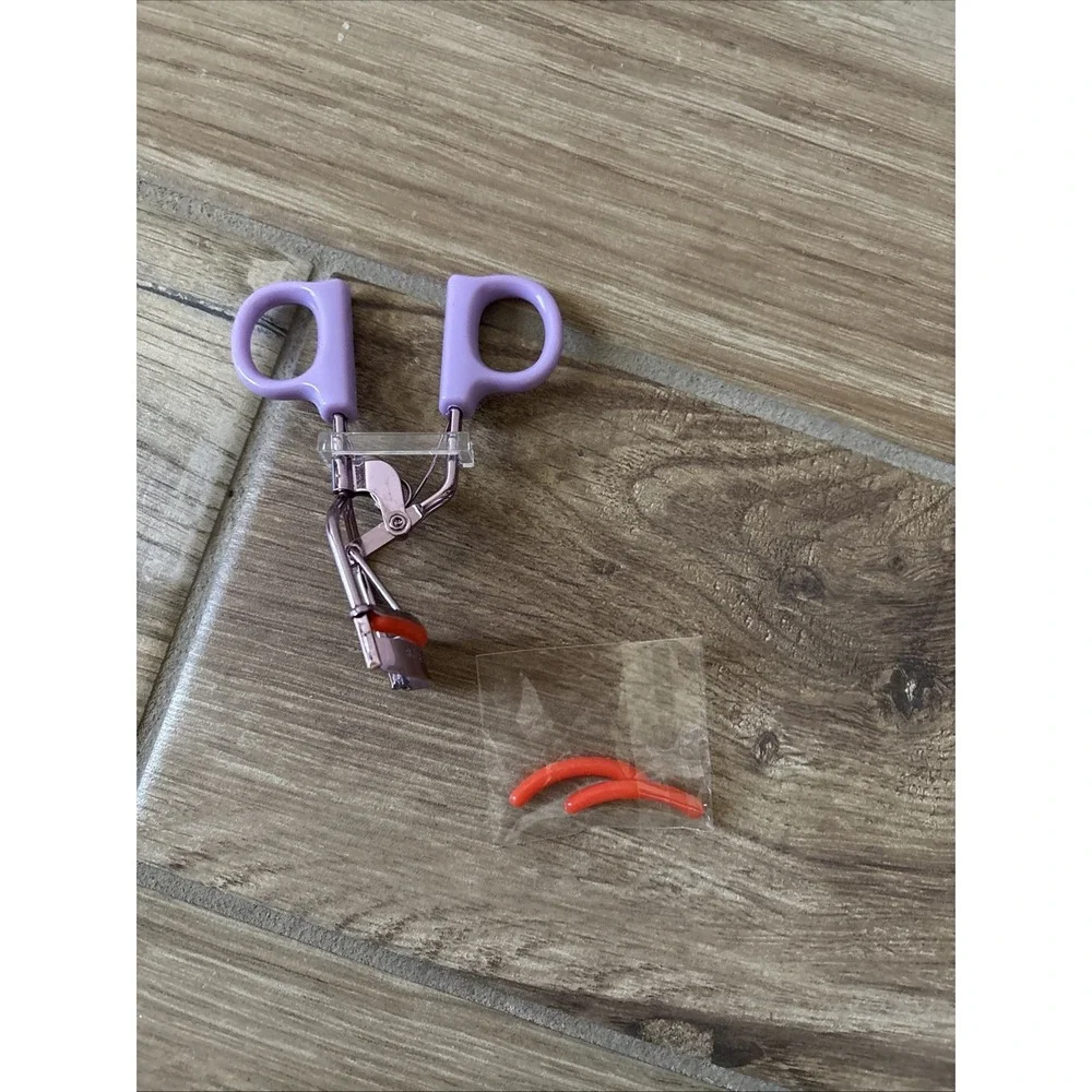 Tower 28 Eyelash Curler, Pinch Free Standard, Purple w/ Red Replacements