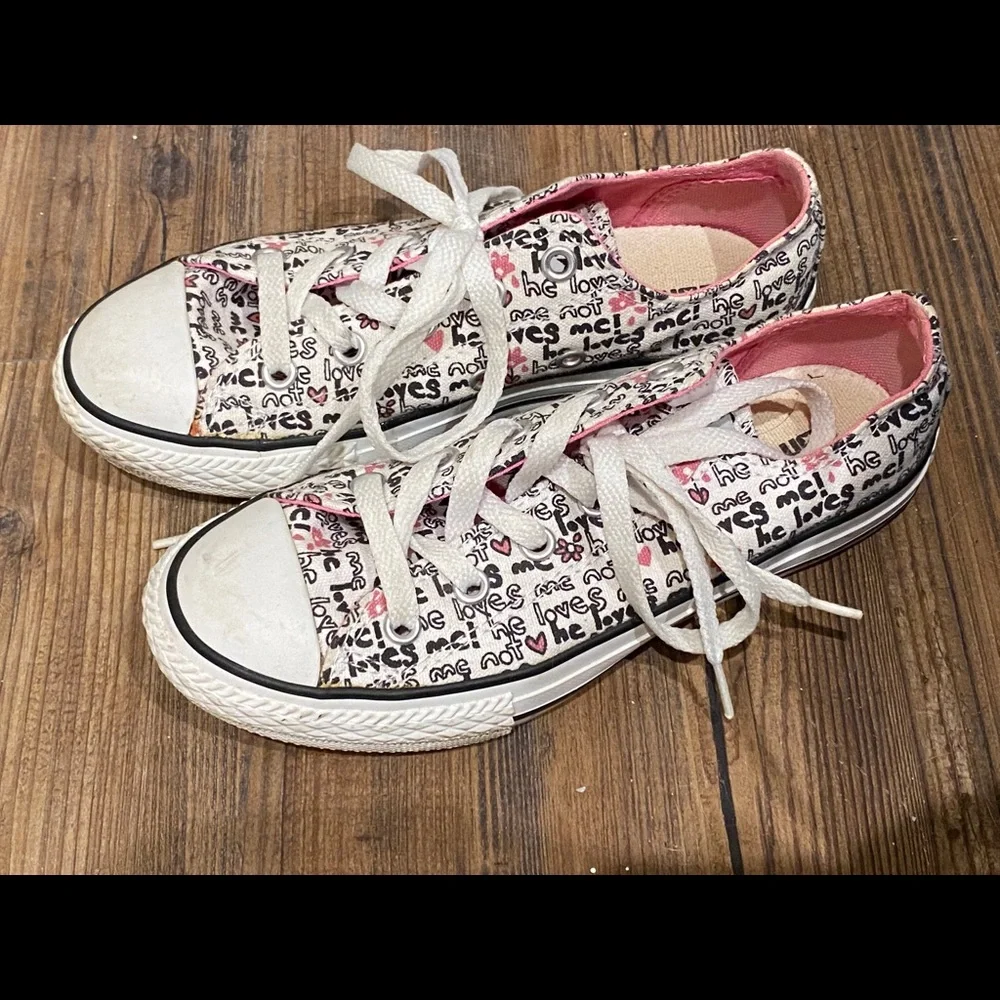 Converse great adult