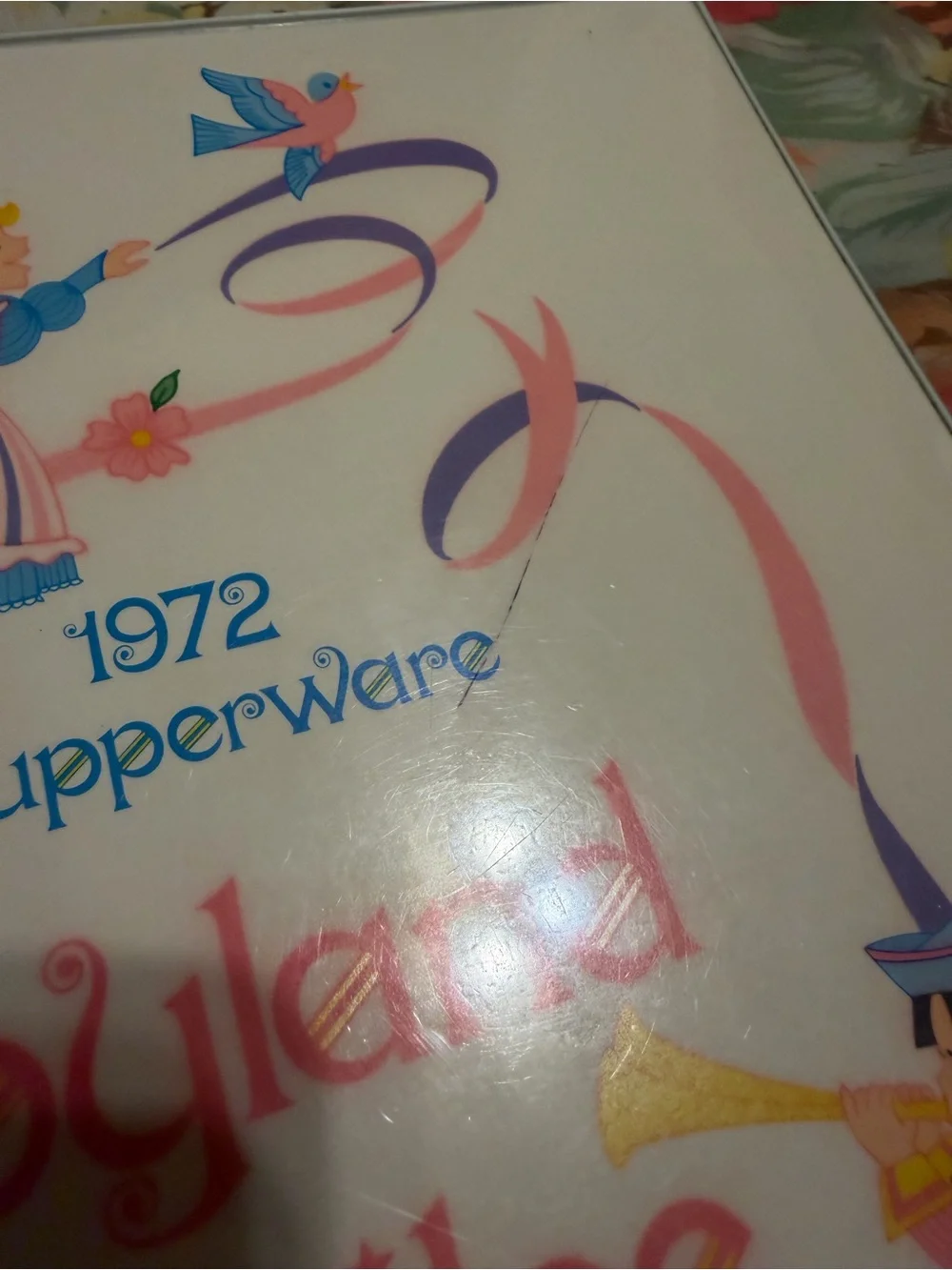N/A 1972 tupperware