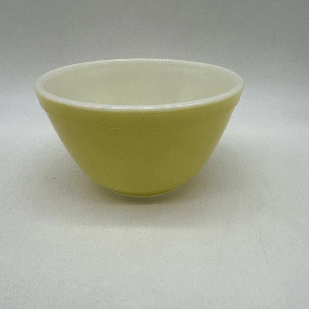 Pyrex bowl has