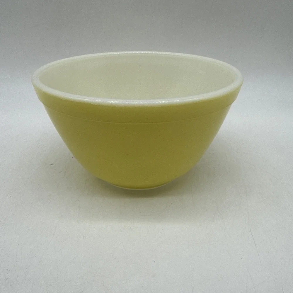 Pyrex bowl has