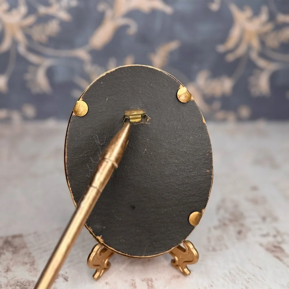Antique victorian style