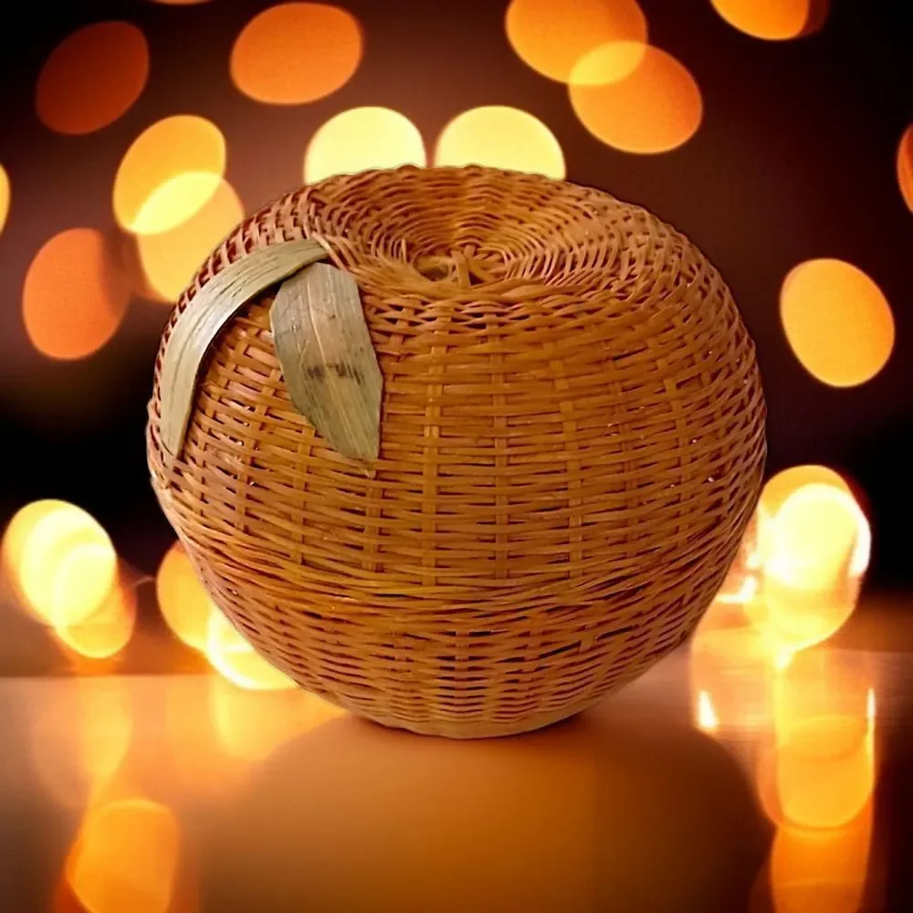 Wicker Apple Basket Trinket Box Vintage Woven Natural Fruit‎ Cottage Farmhouse