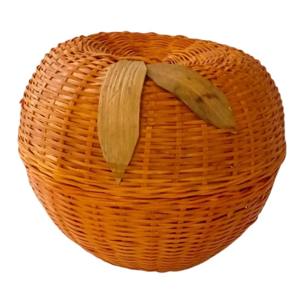 Vintage wicker apple