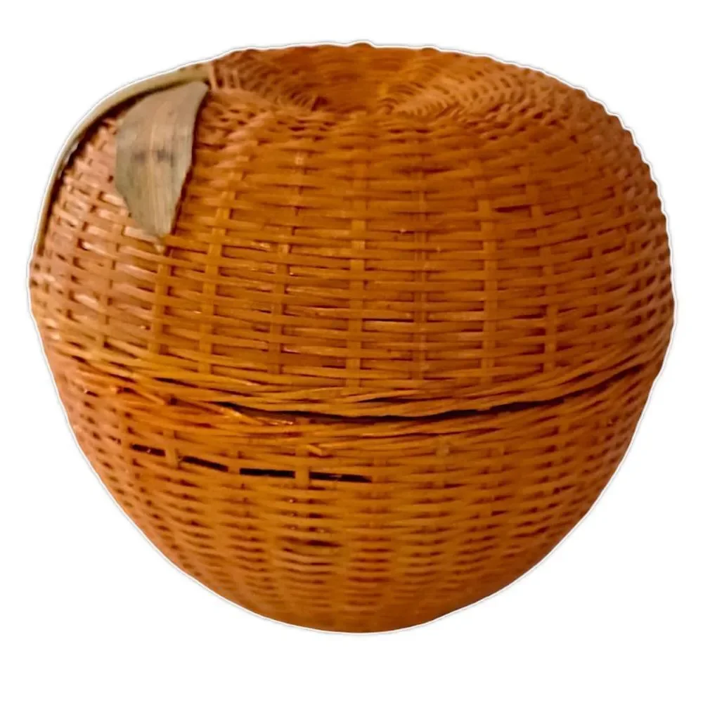 Vintage wicker apple