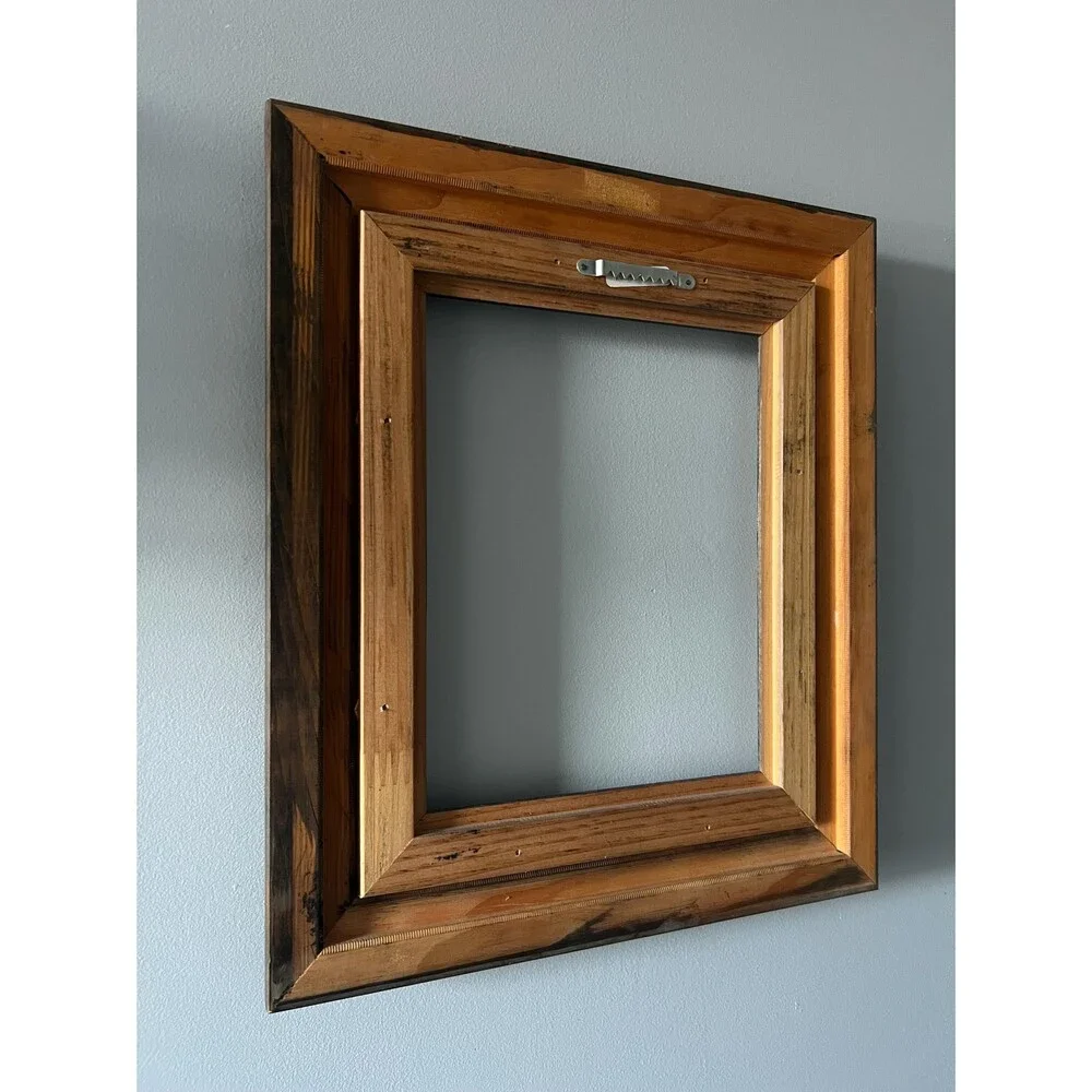 Unbranded vintage 8”