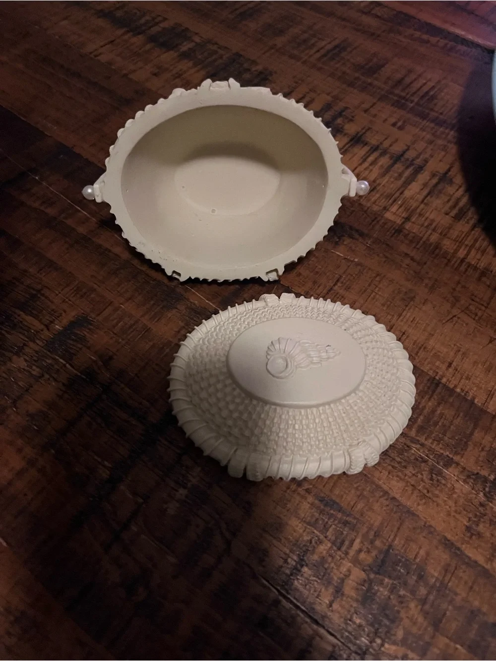 N/A charming cream