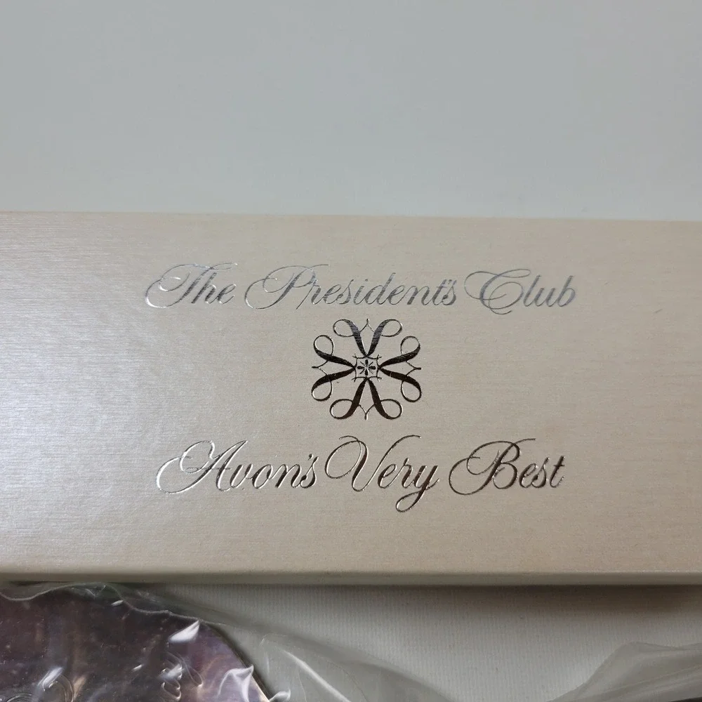 Avon Presidents Club 1978 92nd Anniversary Silverplate Pie Cake Server Boxed