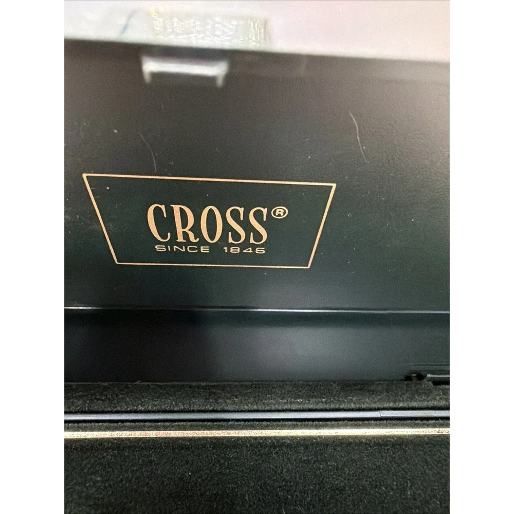 Cross Stitch vintage cross