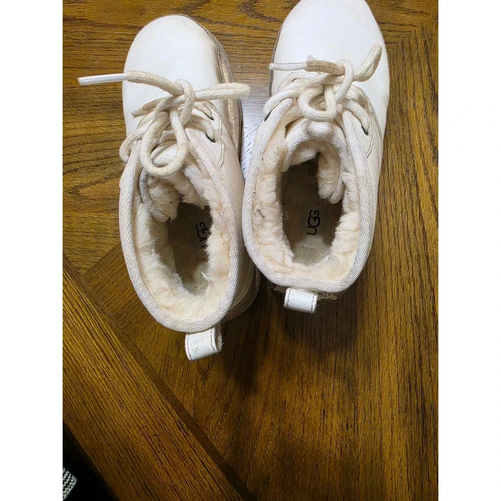 UGG neumel boots
