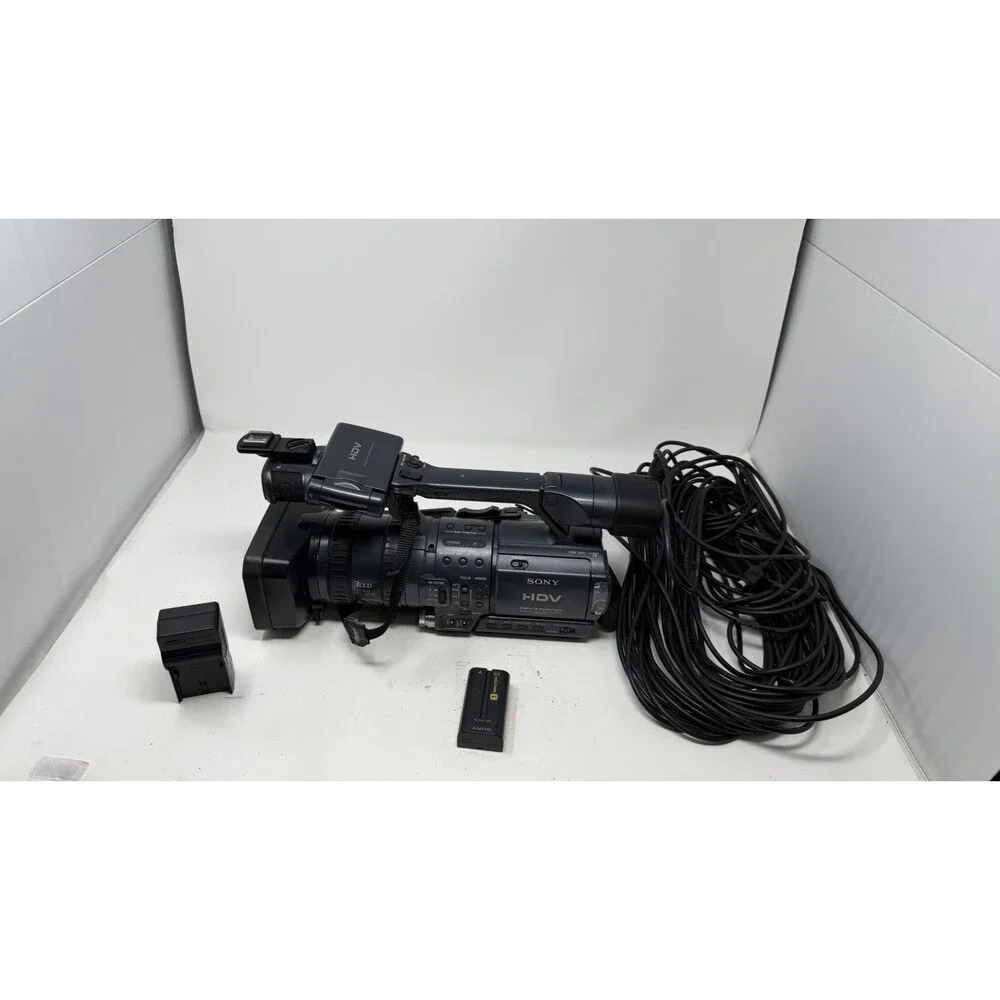 Sony HDR-FX1 HDV 1080i 3CCD Camcorder For Parts & Repair READ