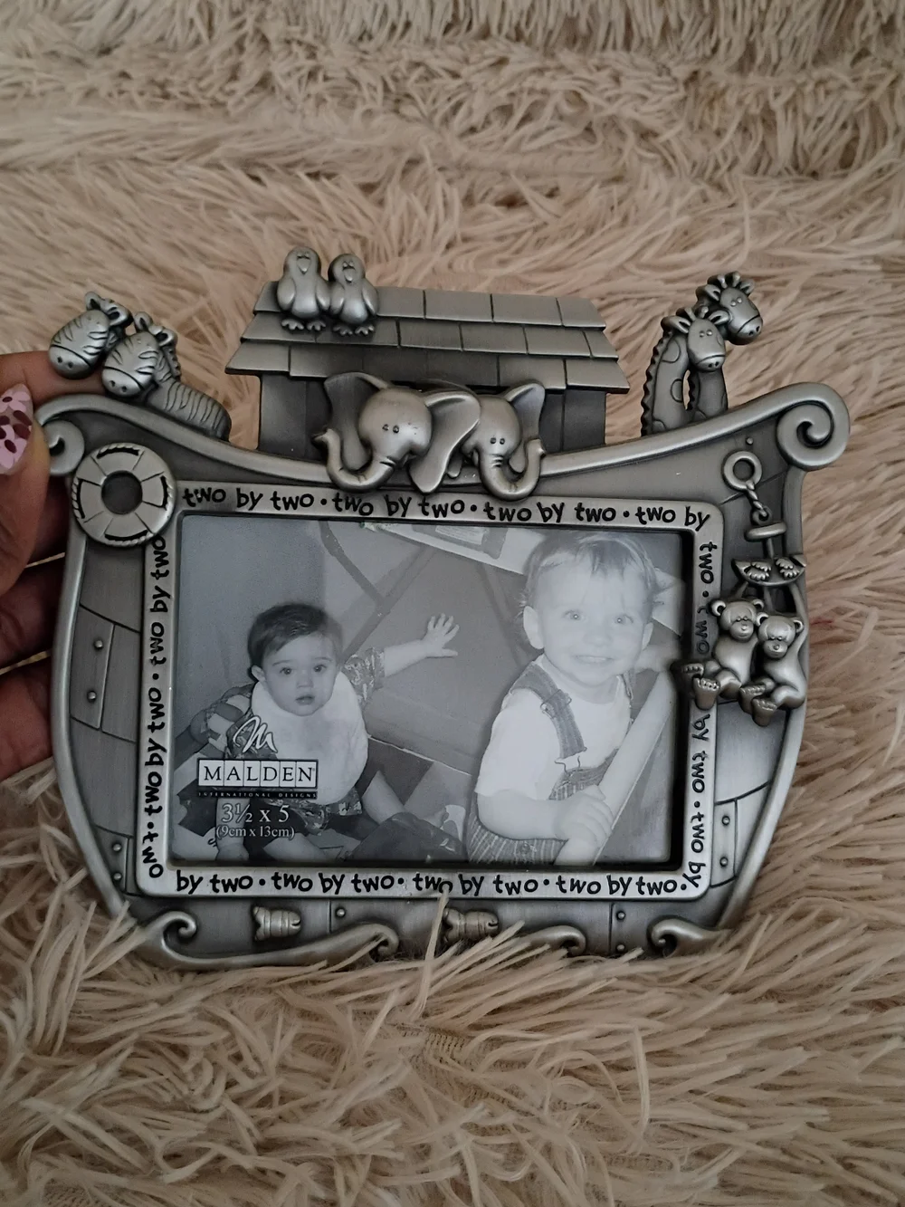 N/A silver picture