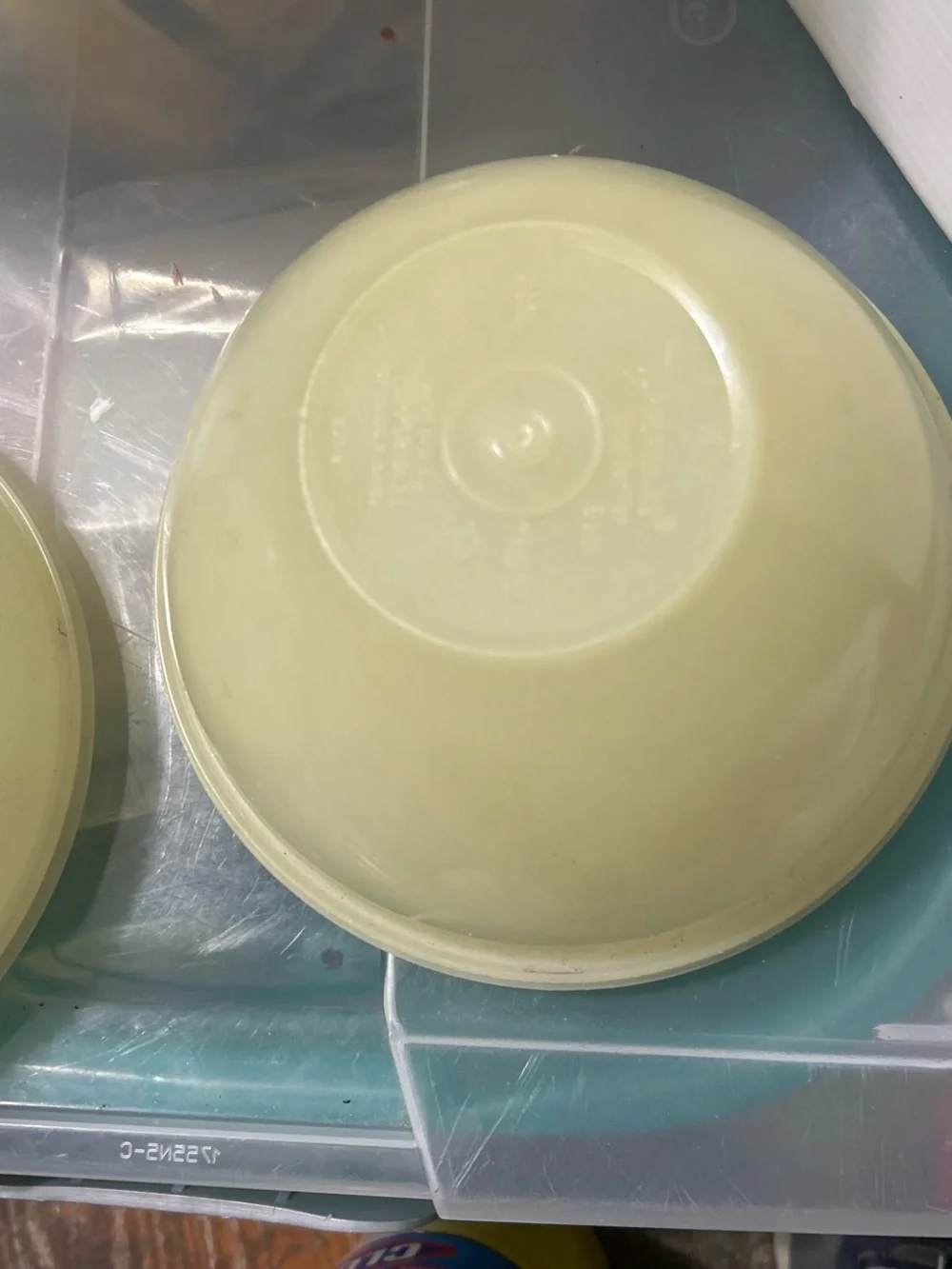 Set of Two Round Food Storage Containers in Pale Yellow