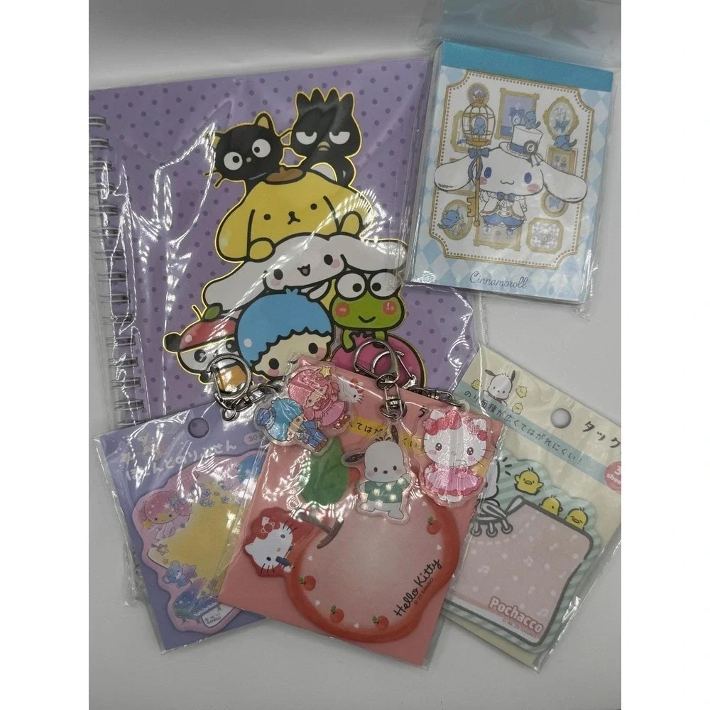Sanrio Stationery & Keychain Bundle‎ – Notebook, sticky notes, keychains