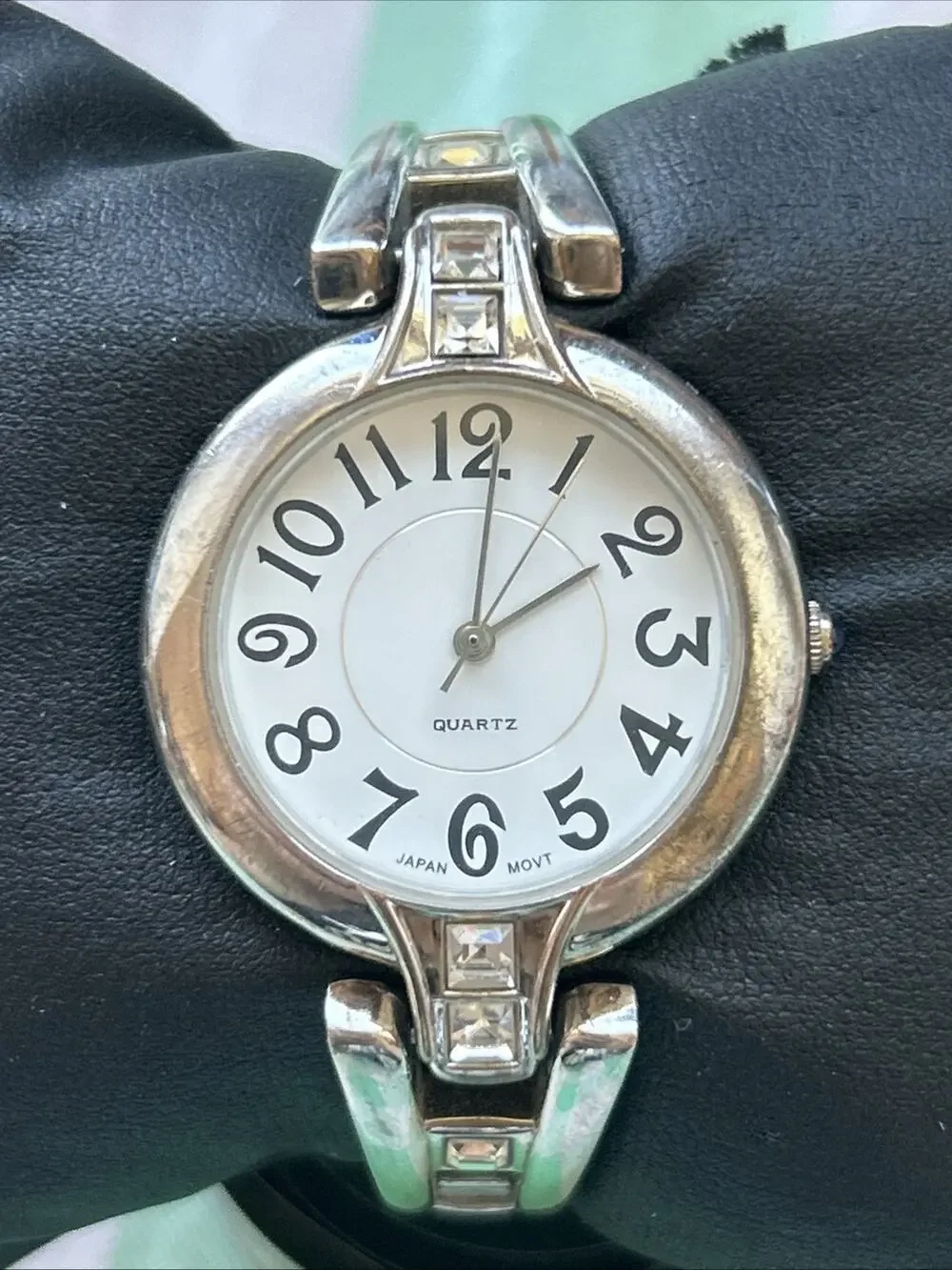 Silver Tone White Dial Women’s Stretch Band Quartz Watch