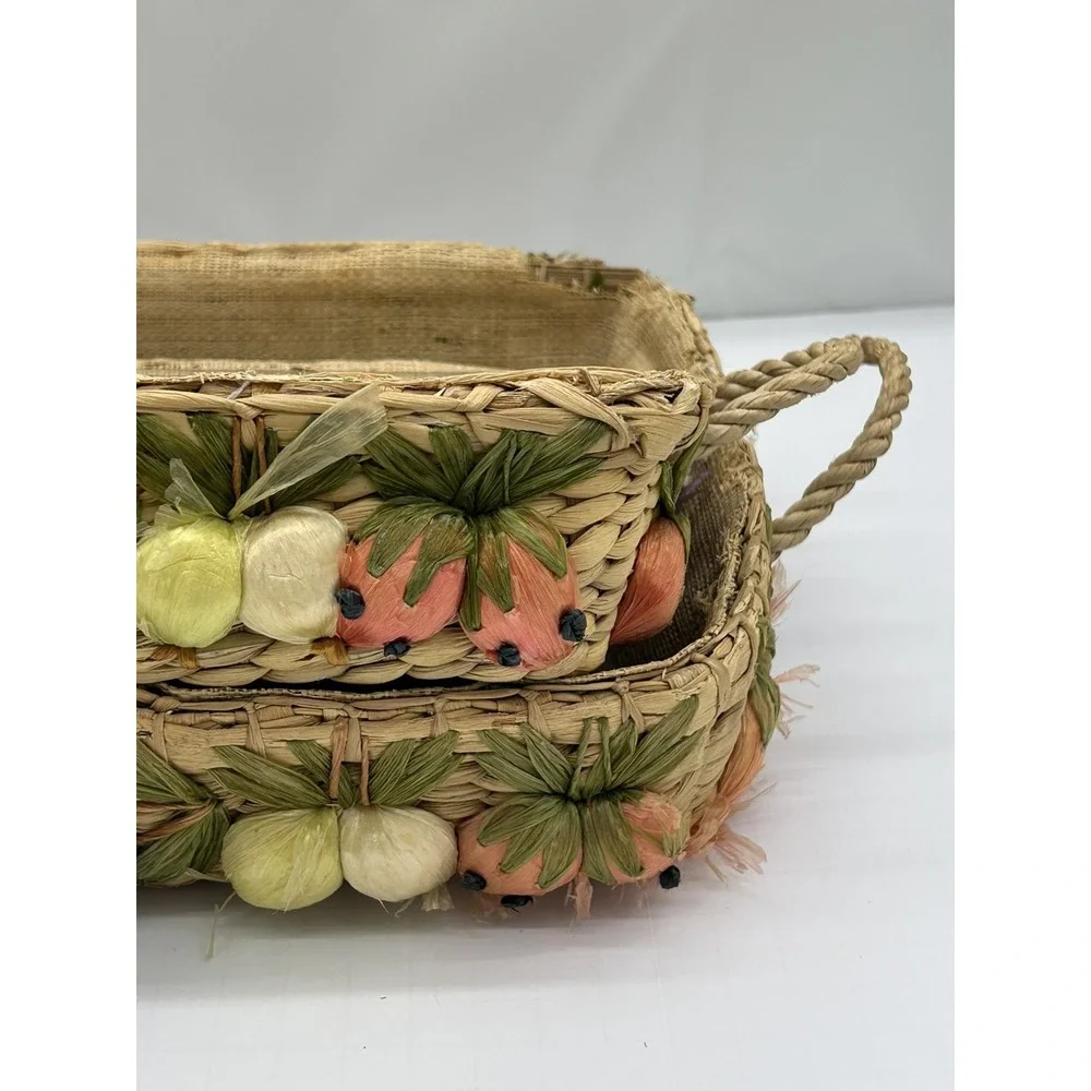 Vintage raffia casserole