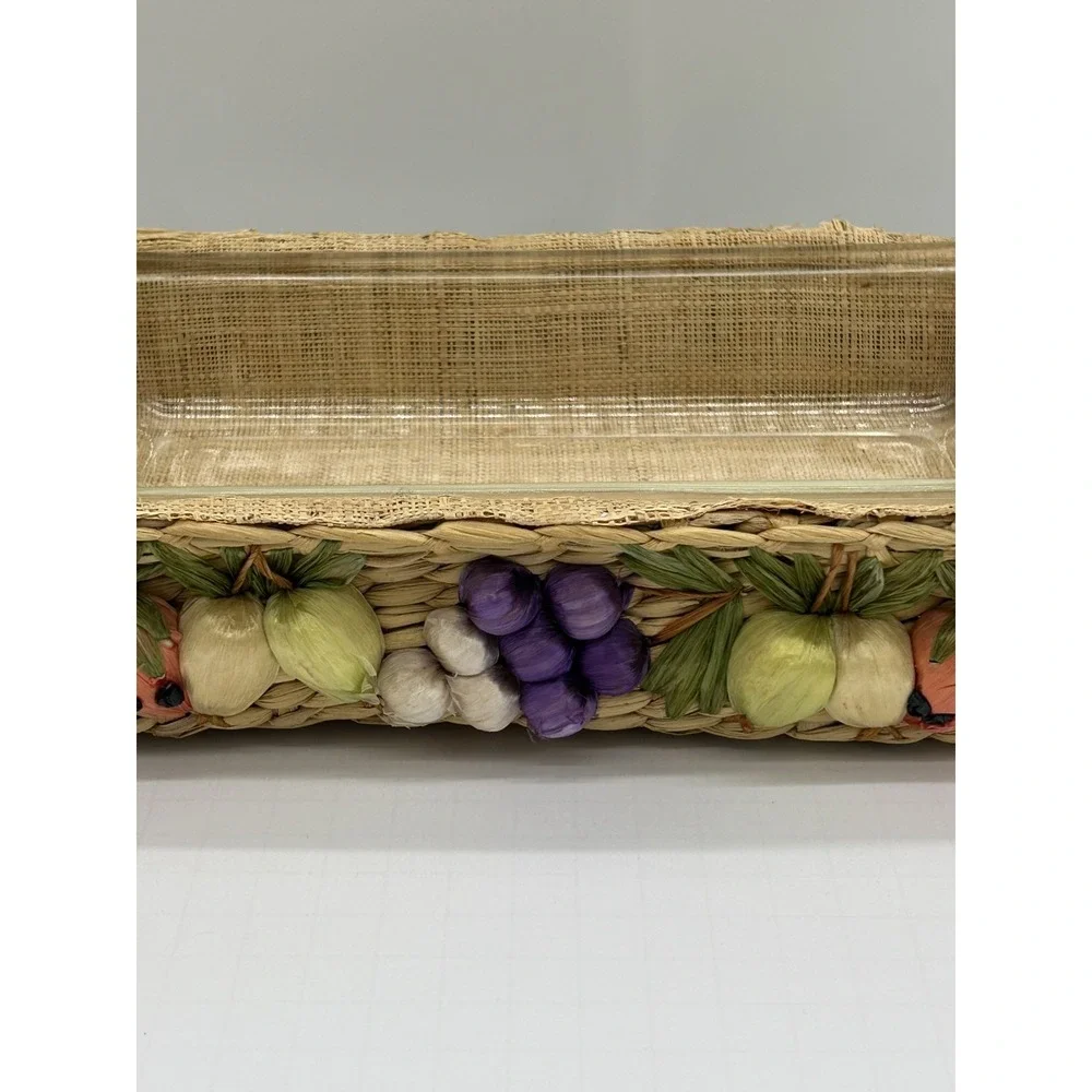 Vintage raffia casserole