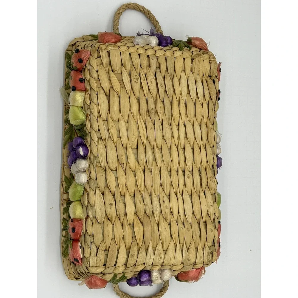 Vintage raffia casserole