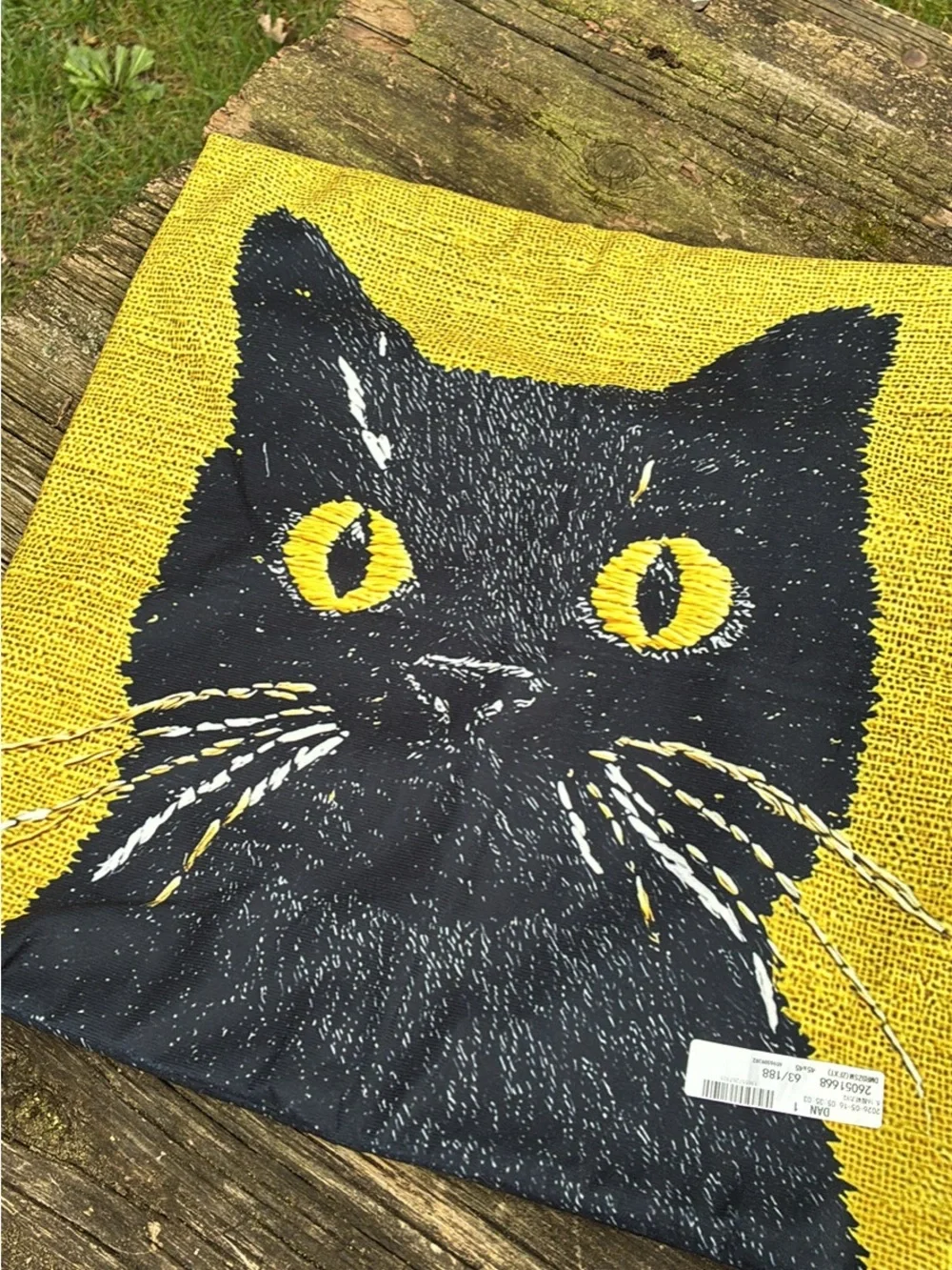 N/A decorative cat