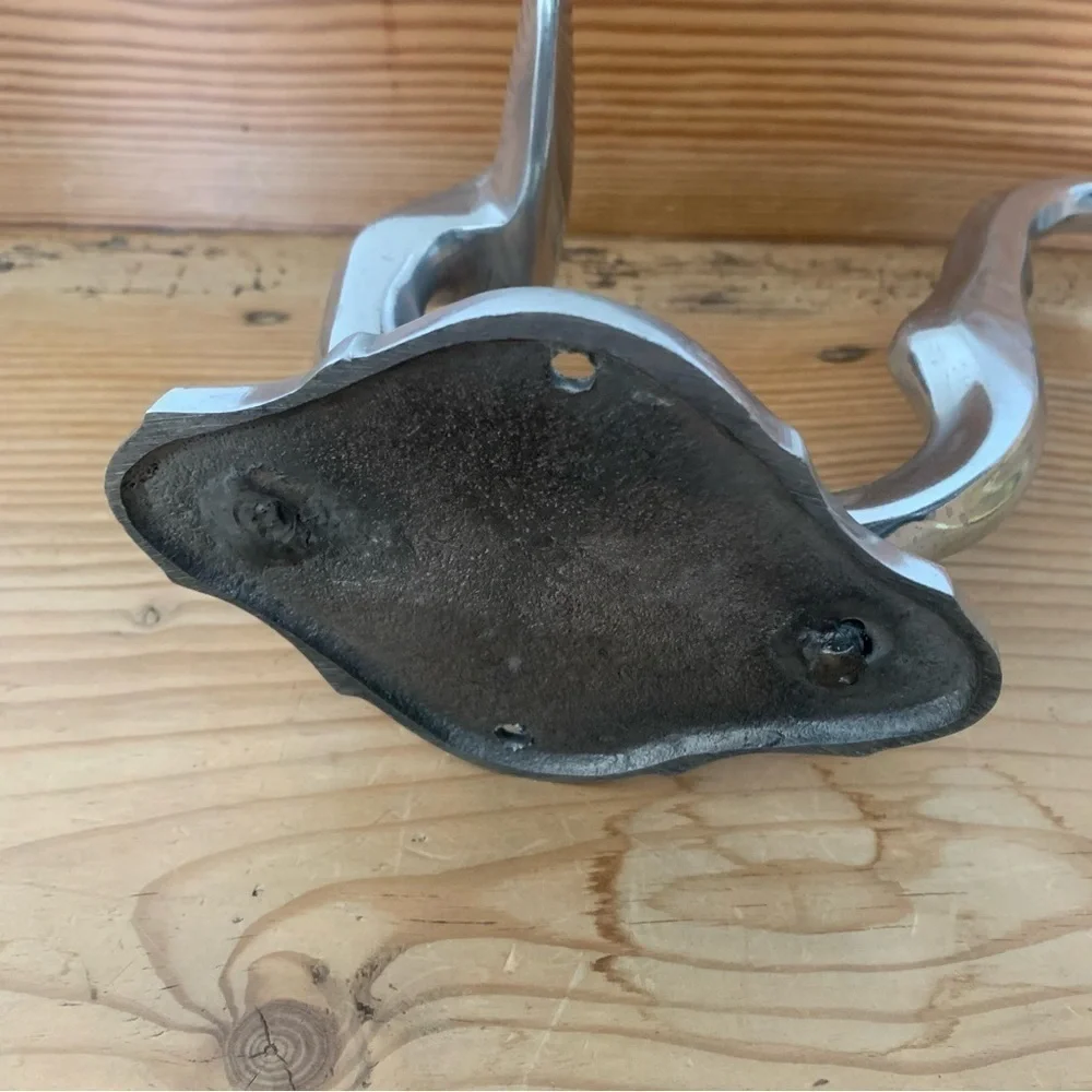 N/A metal wall