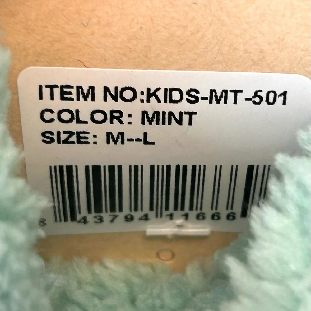 C.C Kids Glove Star Fuzzy Cuff Rhinestone Knit Mitten Gloves Girls Size M-L aqua