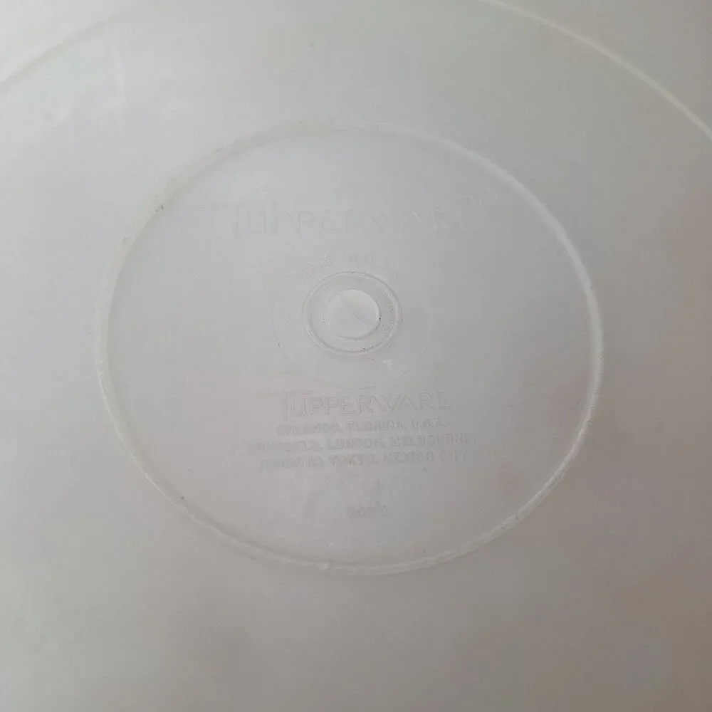 Tupperware Cake‎ Container 256-1 Millionaire Line Seal 224-2 Storage Lid Vintage
