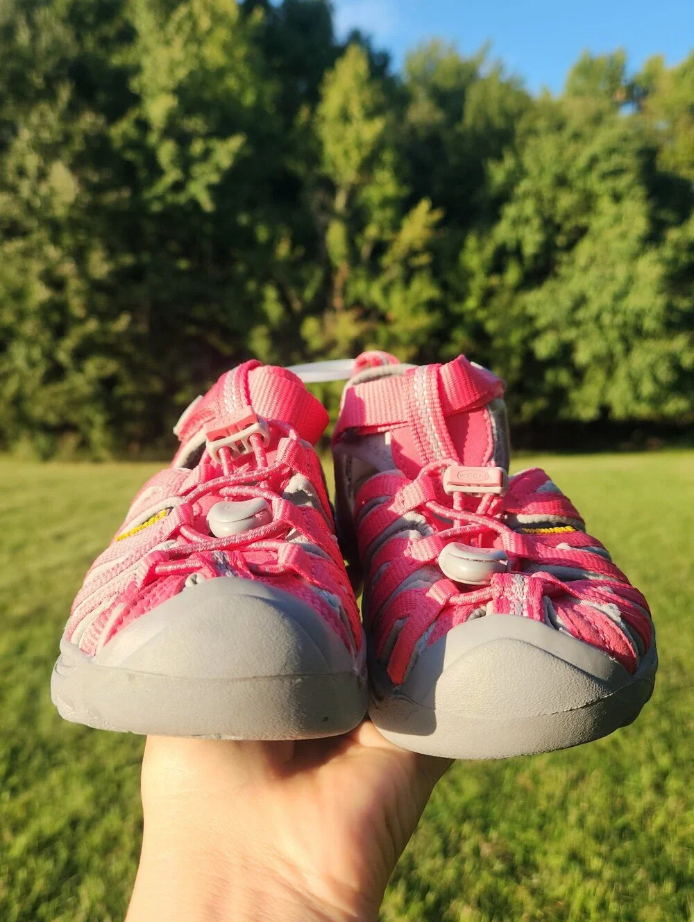 Keen comfortable kids