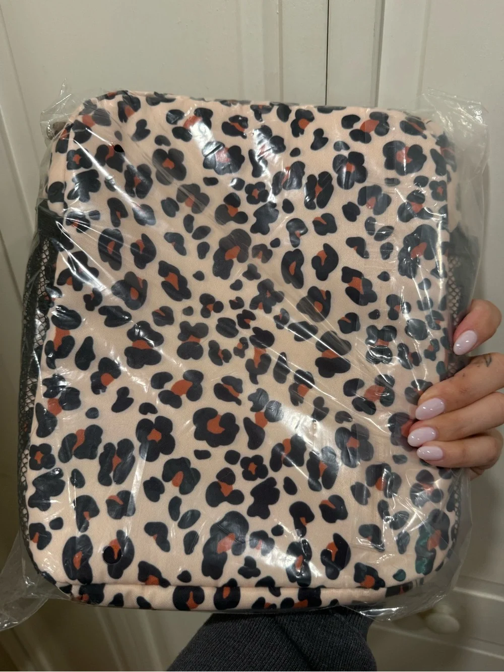 Leopard‎ lunch box NWT