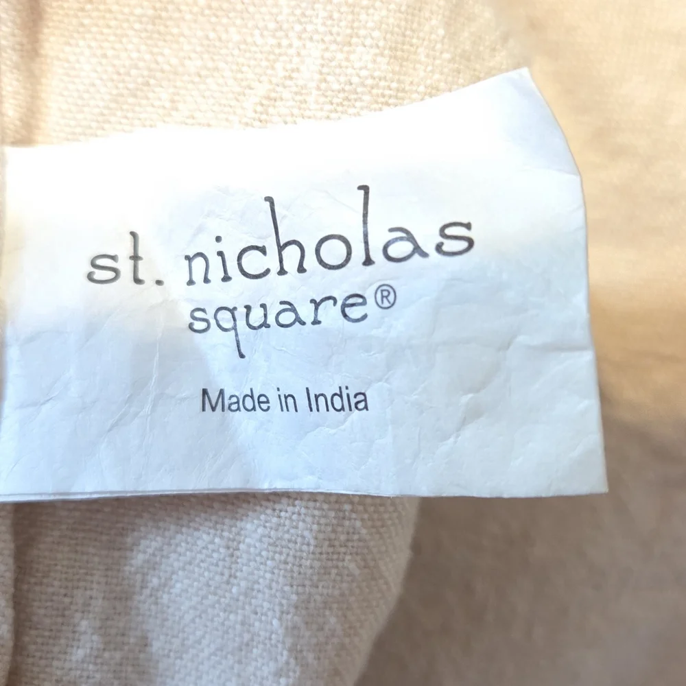 St. Nicolas Square celebrate holiday