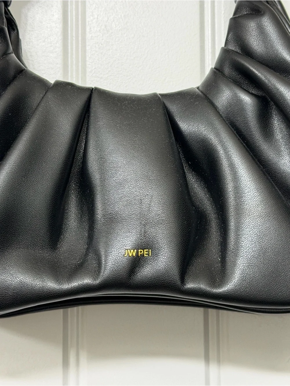 JW PEI sleek black