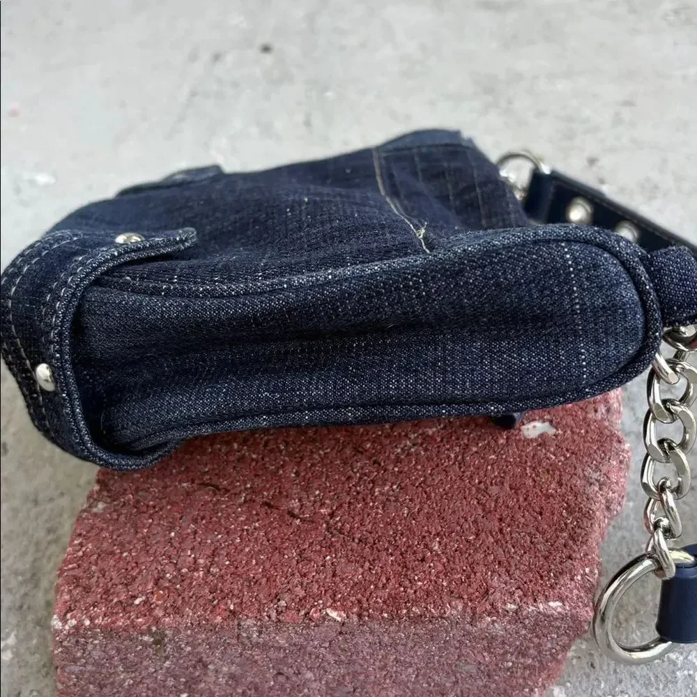 True Religion check out
