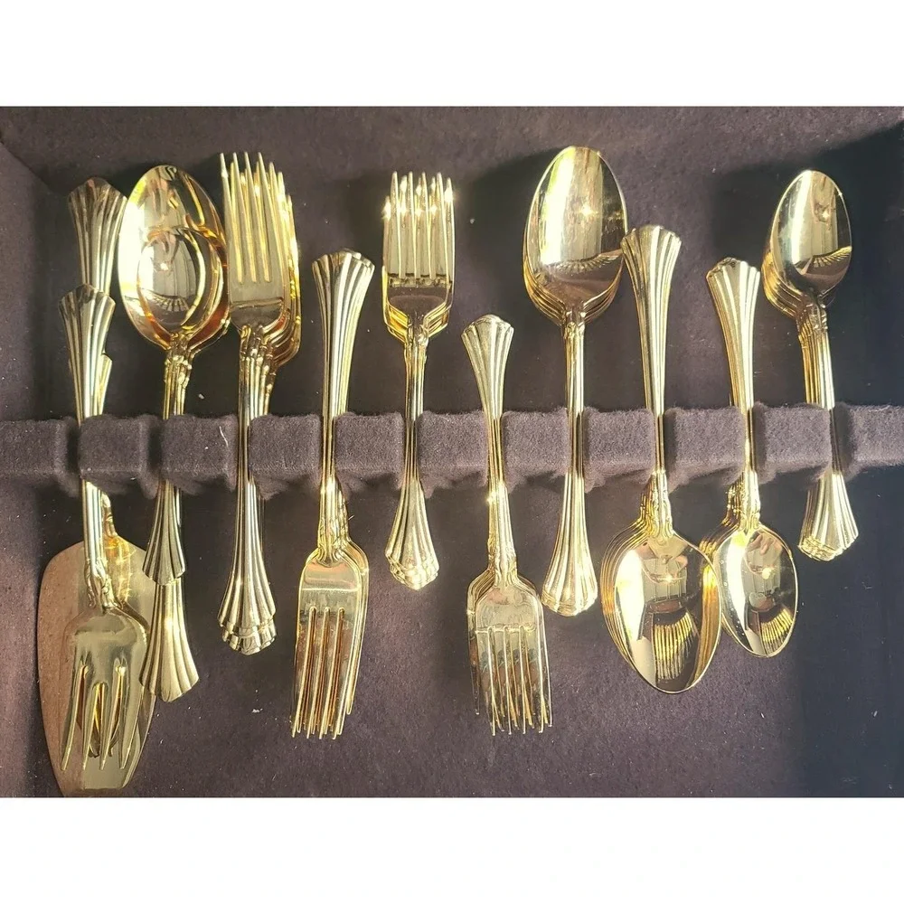 Towle Silversmiths this mid