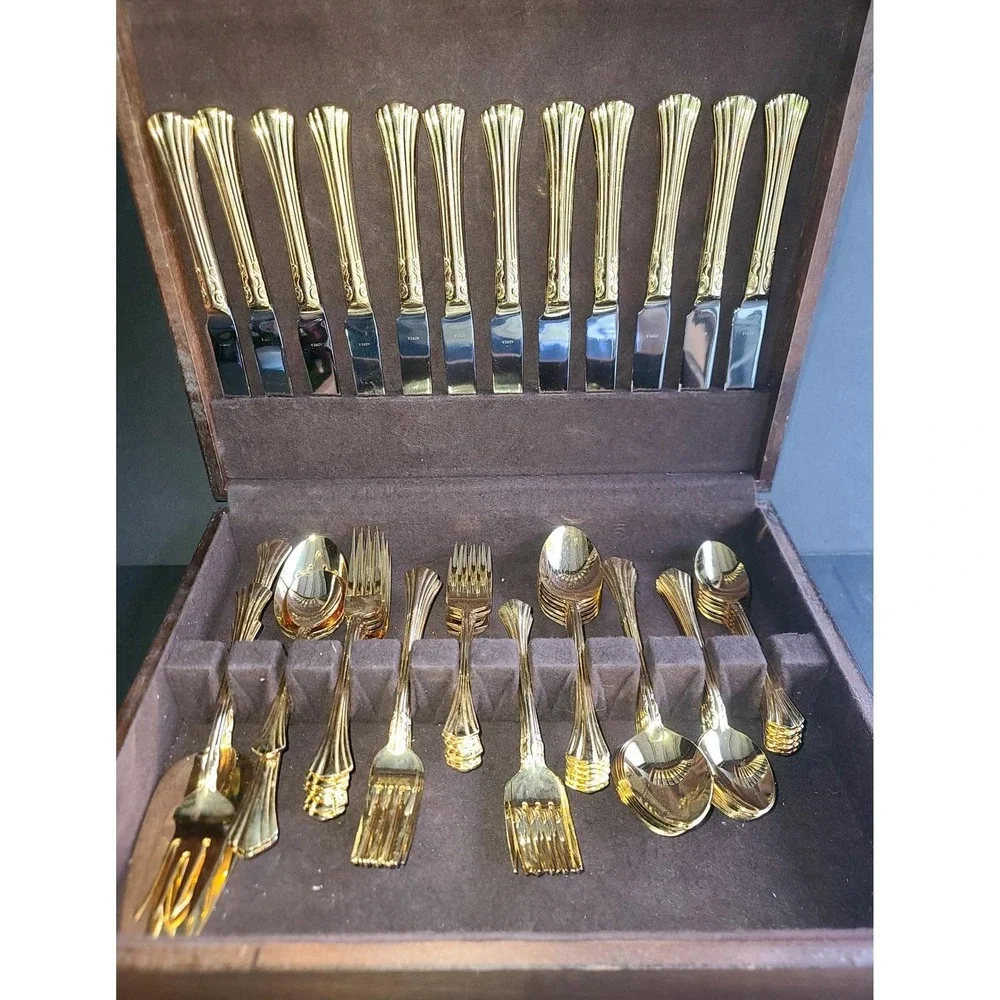 Towle Silversmiths this mid