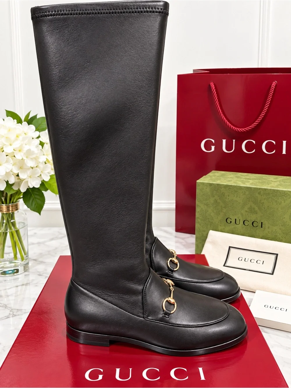 Gucci elegant over
