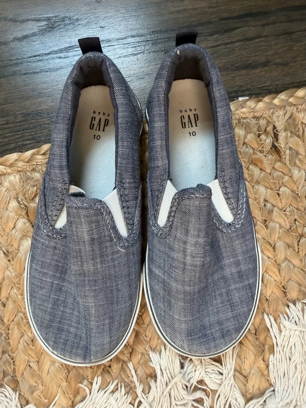 Gap toddler slip on sneakers