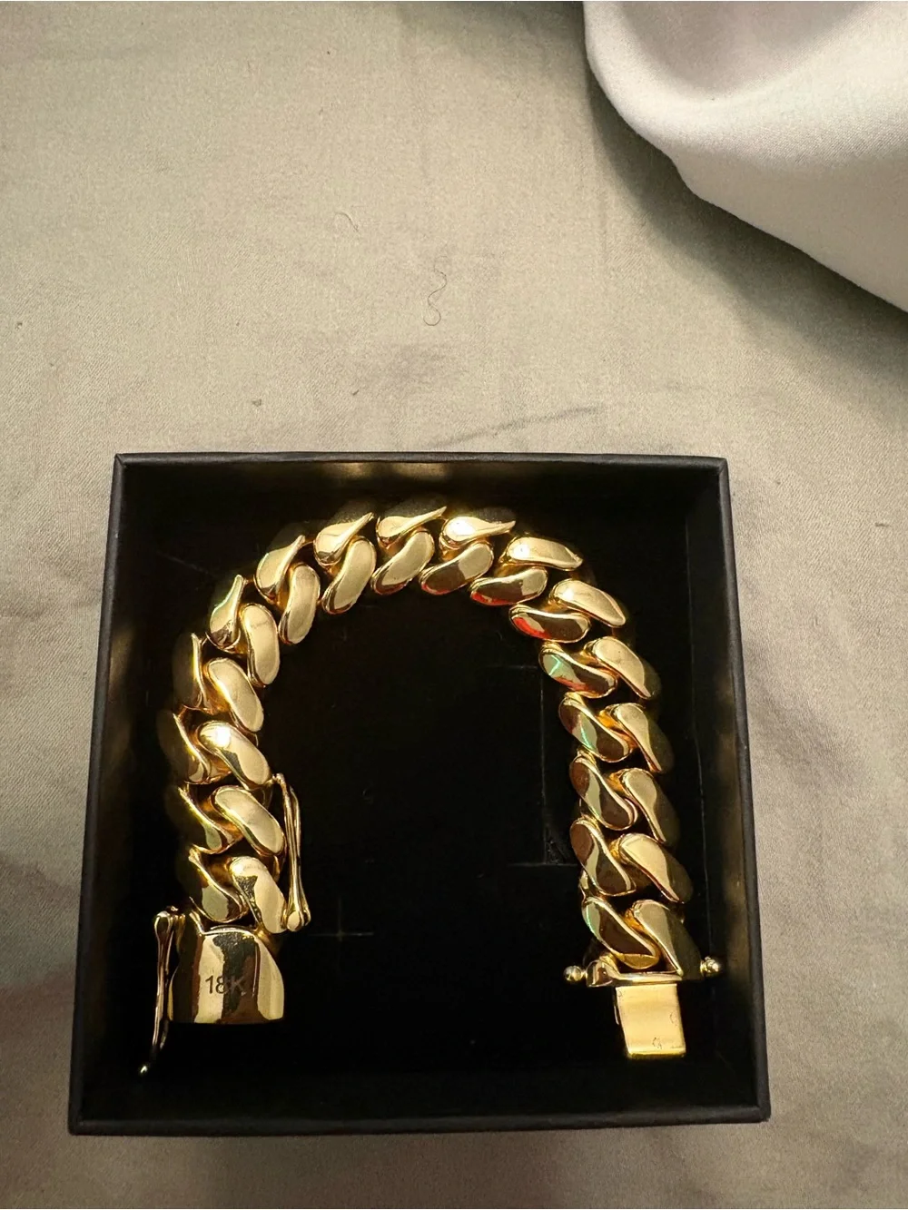 Men's Polished Gold Cuban Link Bracelet