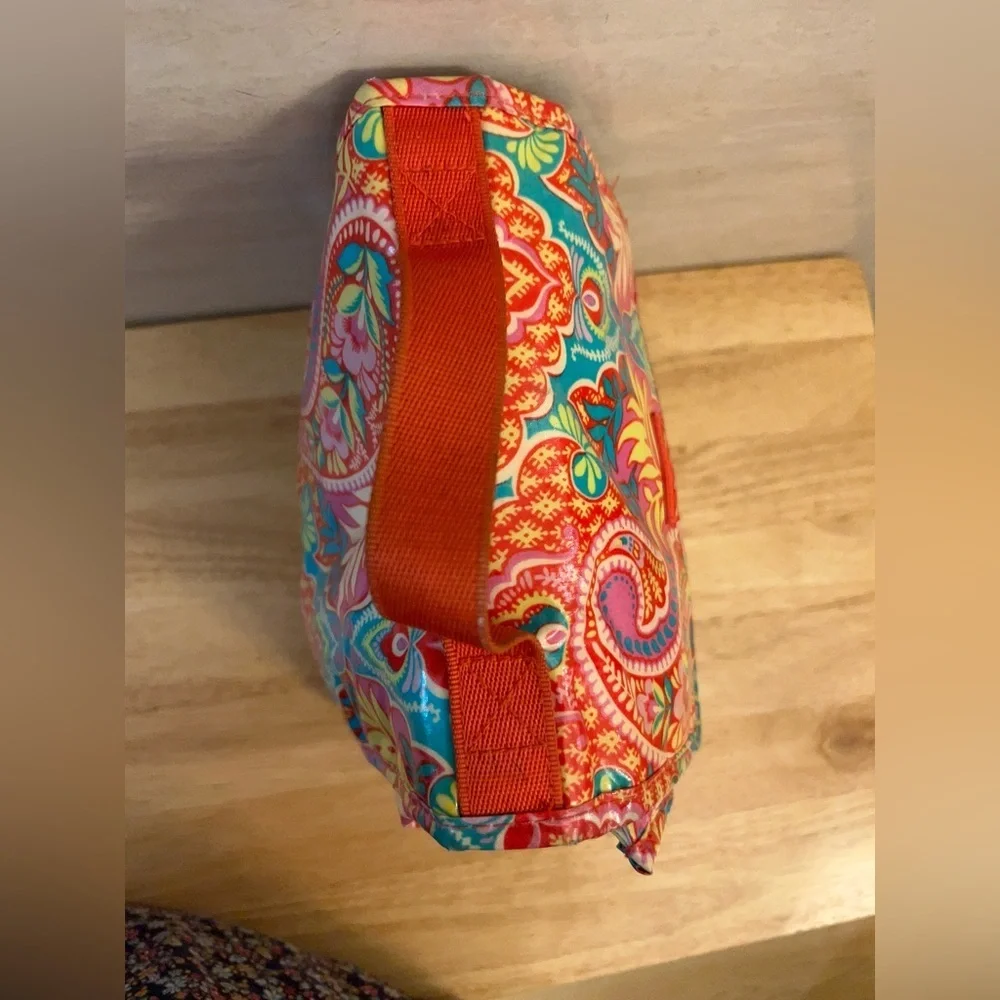 Vera Bradley longer see carrying