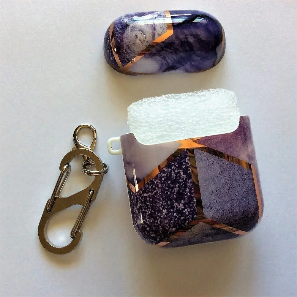 N/A airpods case