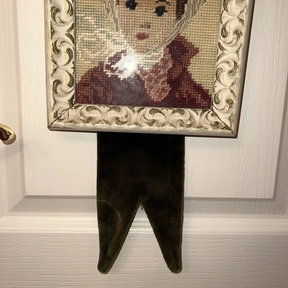 The Unbranded Brand product set