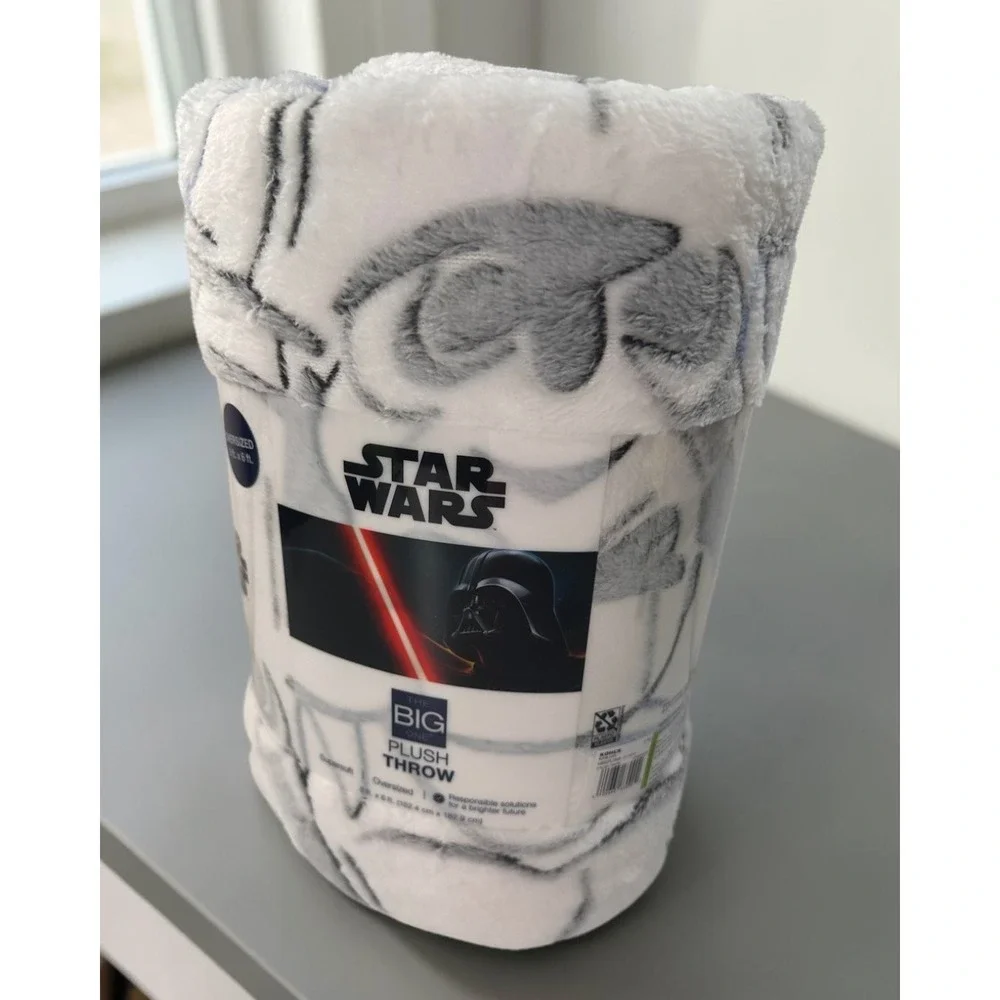 Star Wars Stormtrooper Oversized Plush Throw Blanket 60 x 72 Inches NWT