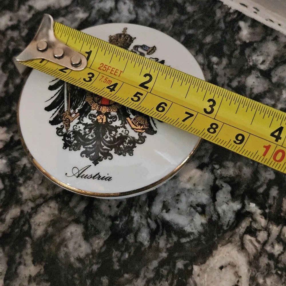 N/A vintage jewelry