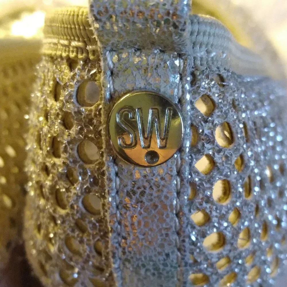 Stuart Weitzman girls still