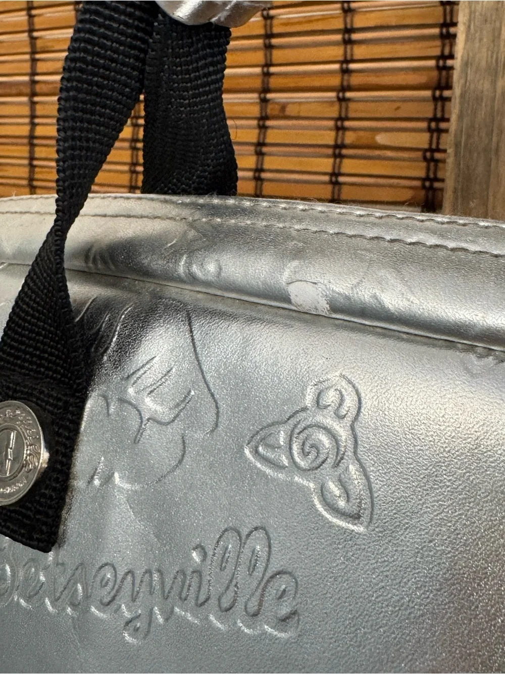 Betsey Johnson 2”d tone textured