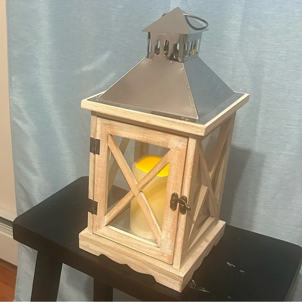 🔥Wooden Lantern Silver Top & Flameless Candle
