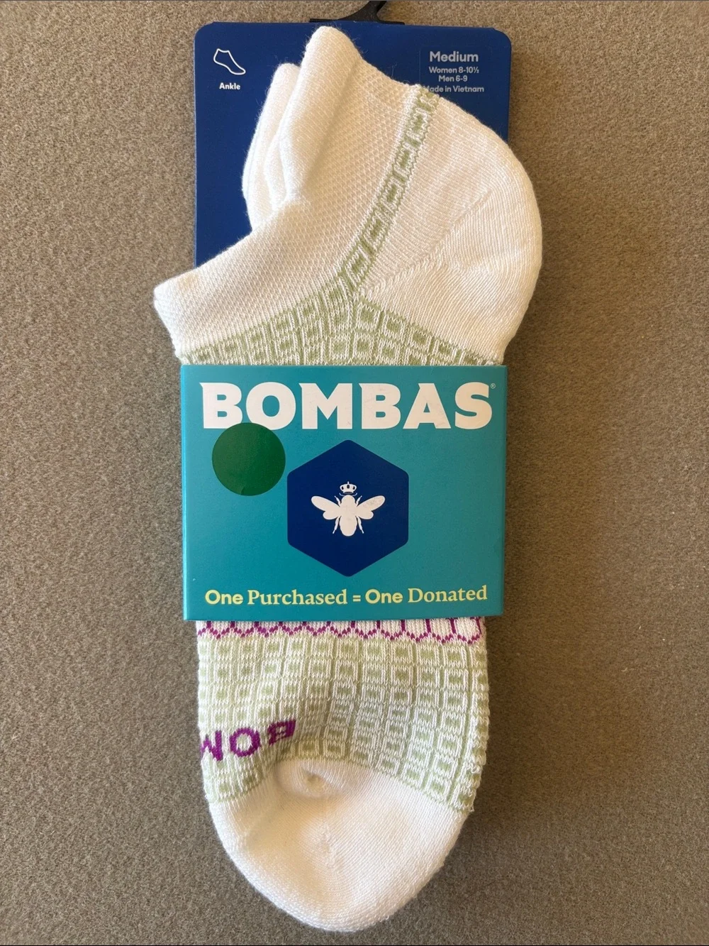 Bombas three brand