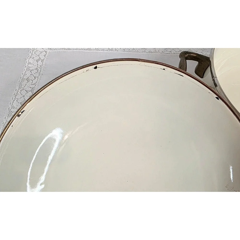 Lincoware table aesthetic